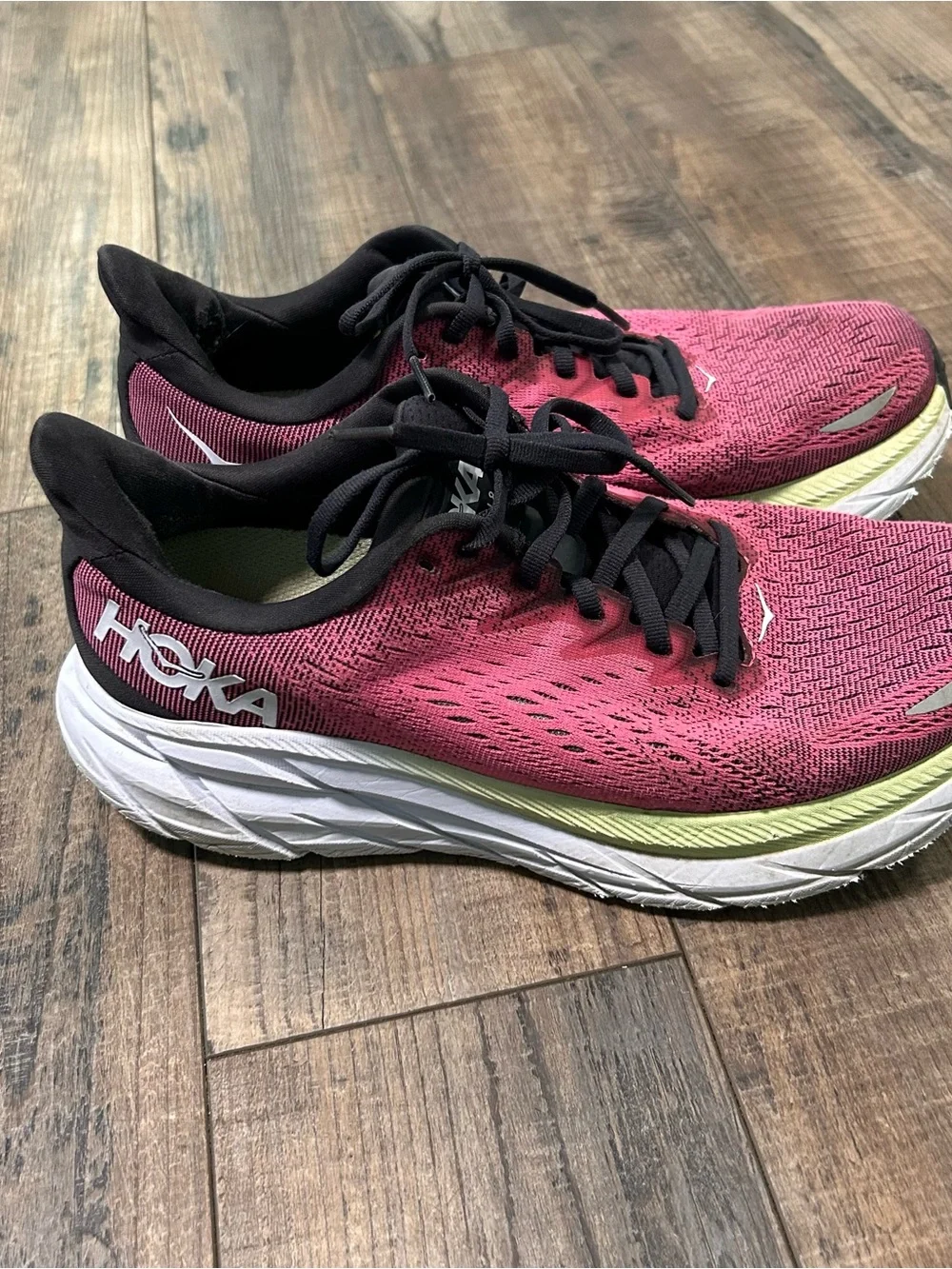 Hoka One One Clifton 8 Athletic Shoes Women's 9 D Pink w/ Black & White Running